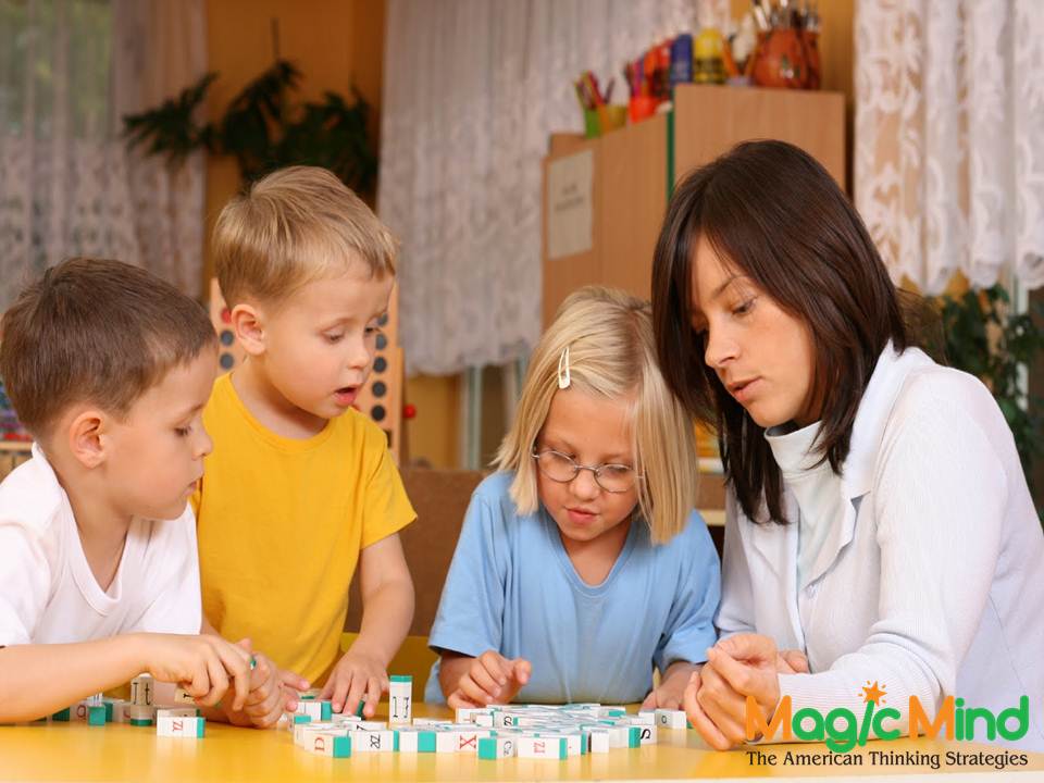 MM_Làm sao để biết trẻ thông minh về ngôn ngữ.JPG